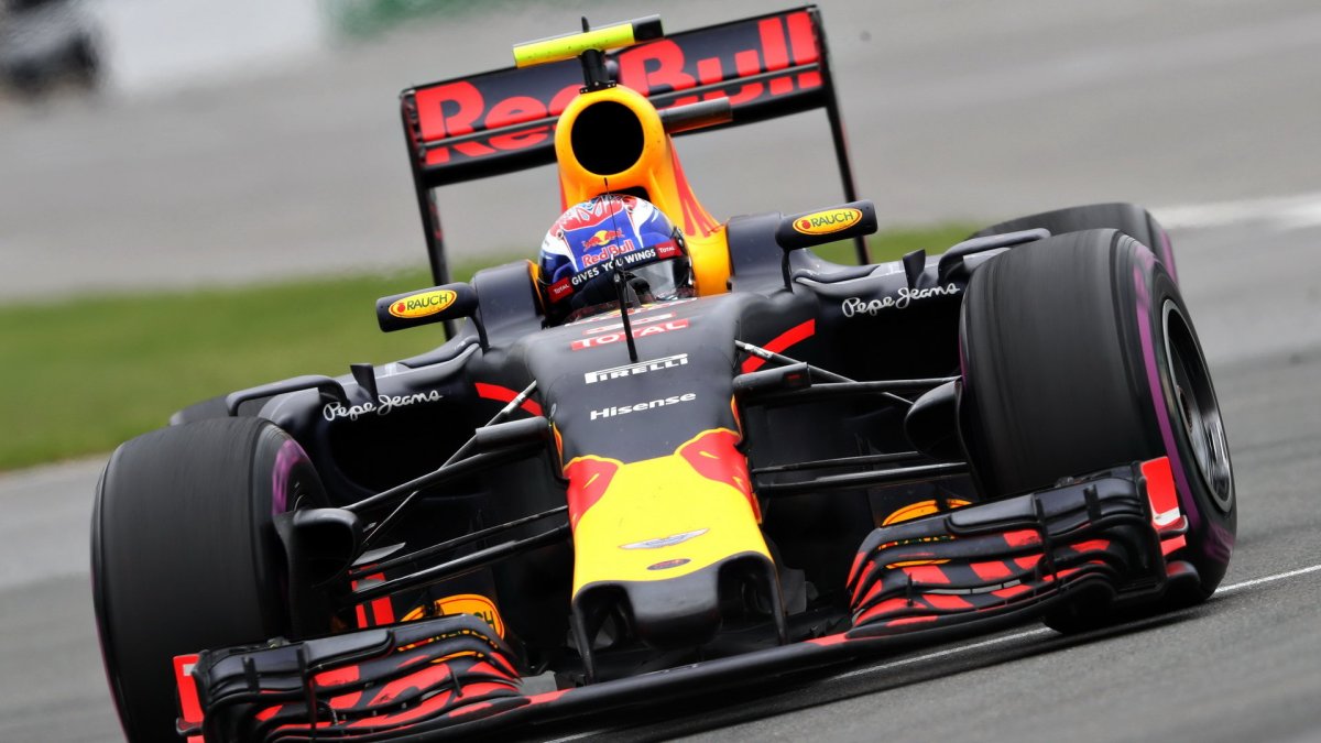 Max Verstappen v závodě v Kanadě