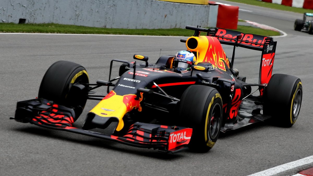 Daniel Ricciardo v závodě v Kanadě