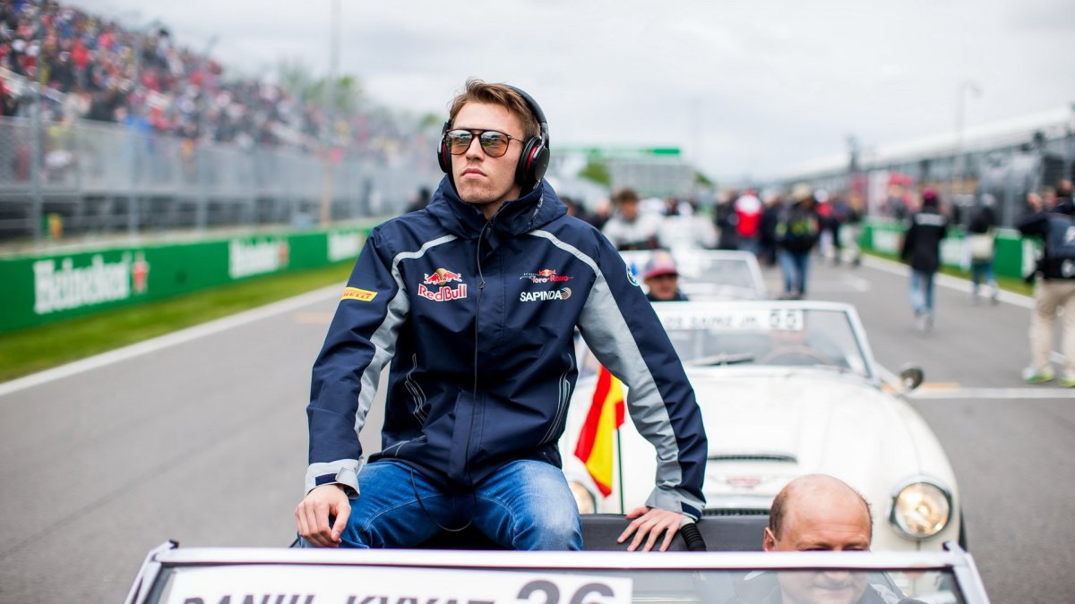 Daniil Kvjat před závodem v Kanadě