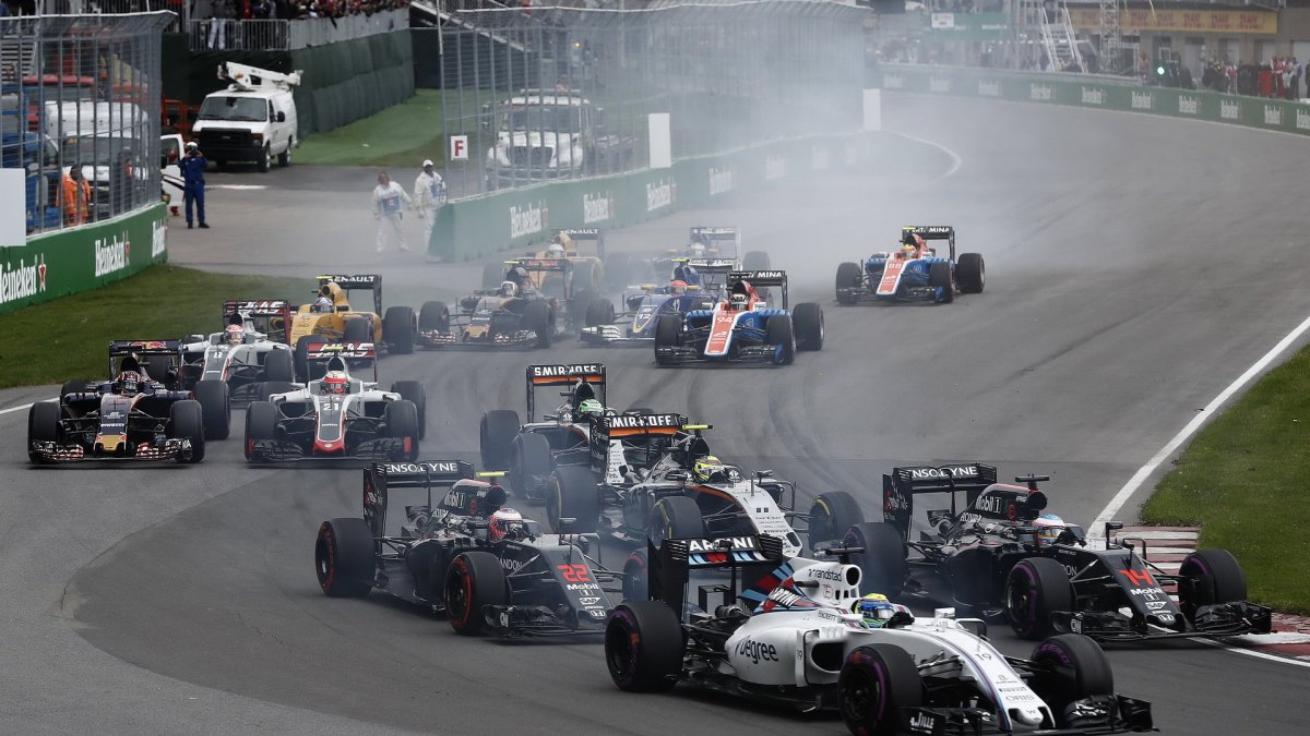 Start závodu v Kanadě