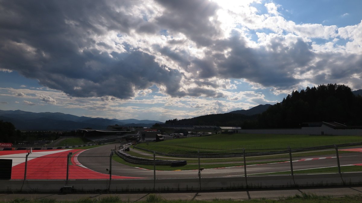 Středeční přípravy na okruhu Red Bull Ring v Rakousku