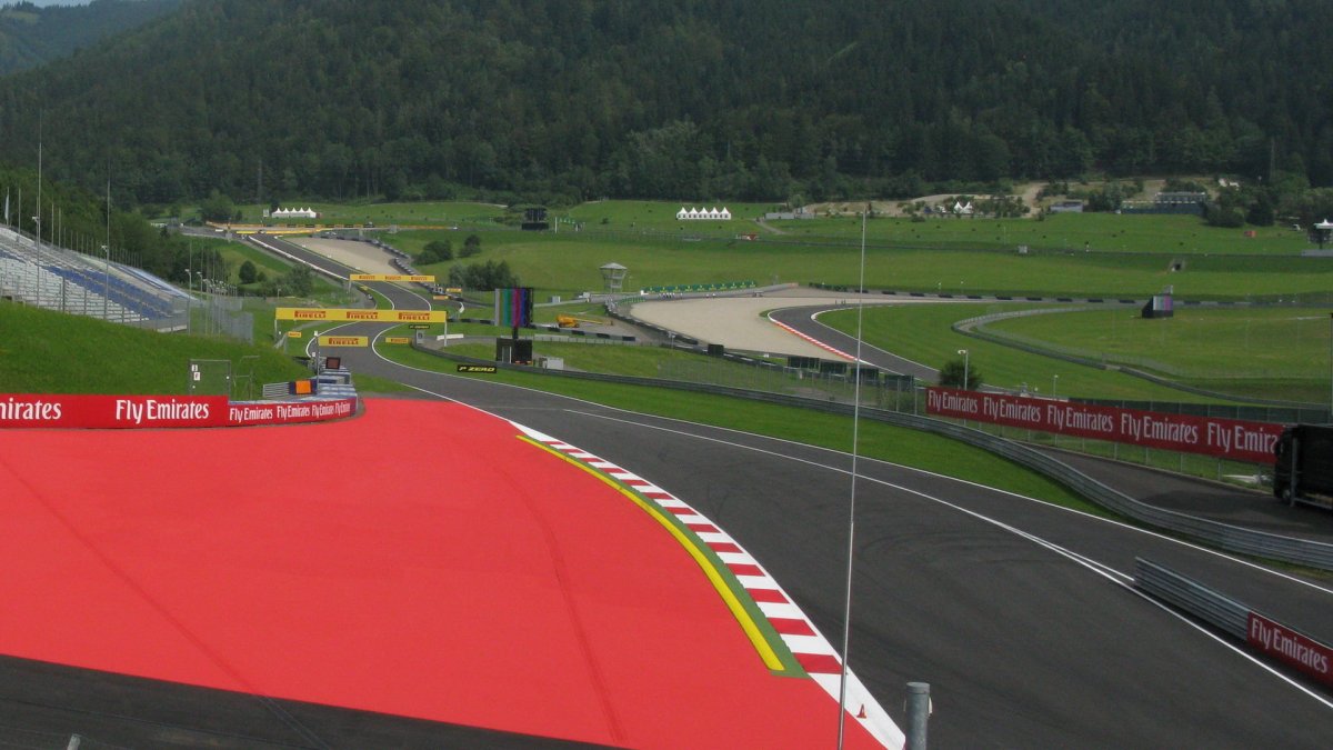 Čtvrteční procházka kolem okruhu Red Bull Ring v Rakousku