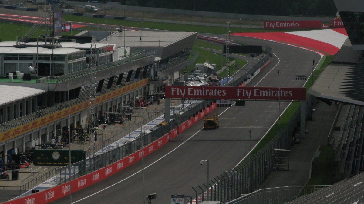 Čtvrteční procházka kolem okruhu Red Bull Ring v Rakousku