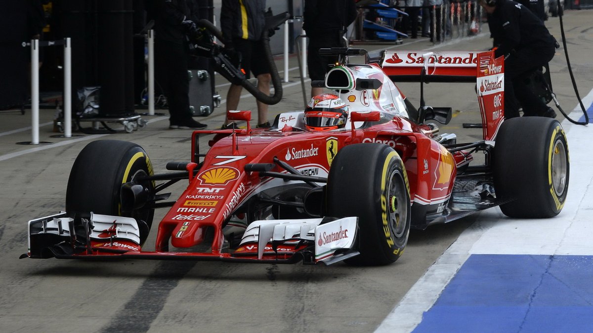Kimi Räikkönen při posledních sezónních testech v Silverstone, druhý den
