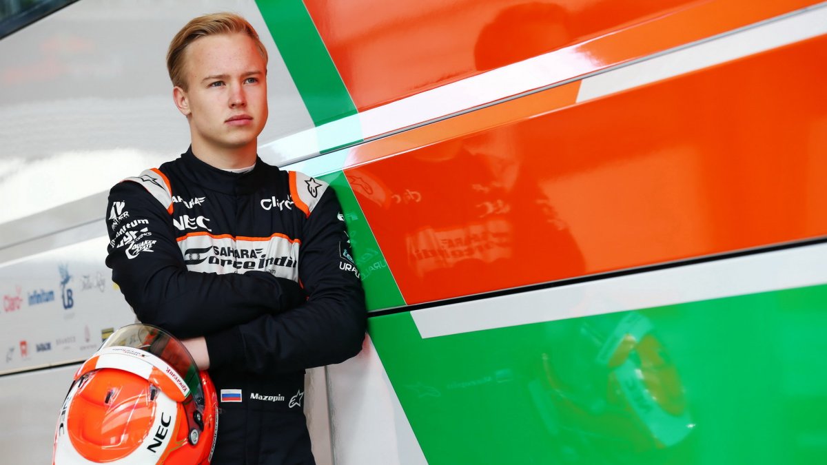 Nikita Mazepin při posledních sezónních testech v Silverstone, druhý den