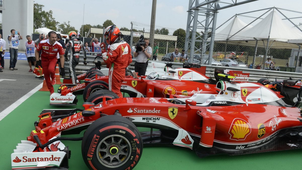 Kimi Räikkönen a Sebastian Vettel po kvalifikaci na Monze