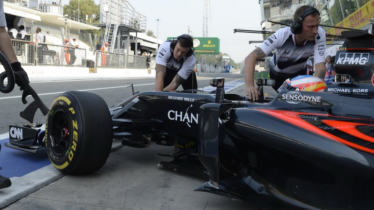 Lewis Hamilton v kvalifikaci na Monze