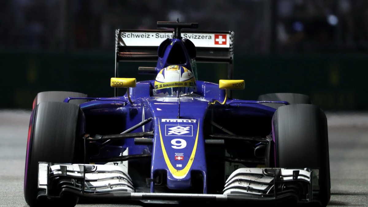 Marcus Ericsson v závodě v Singapuru