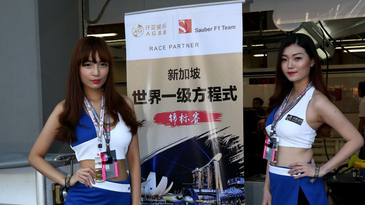 Pitbabes v Singapuru