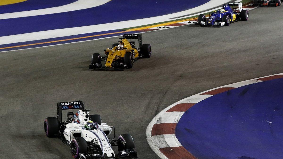 Felipe Massa v závodě v Singapuru