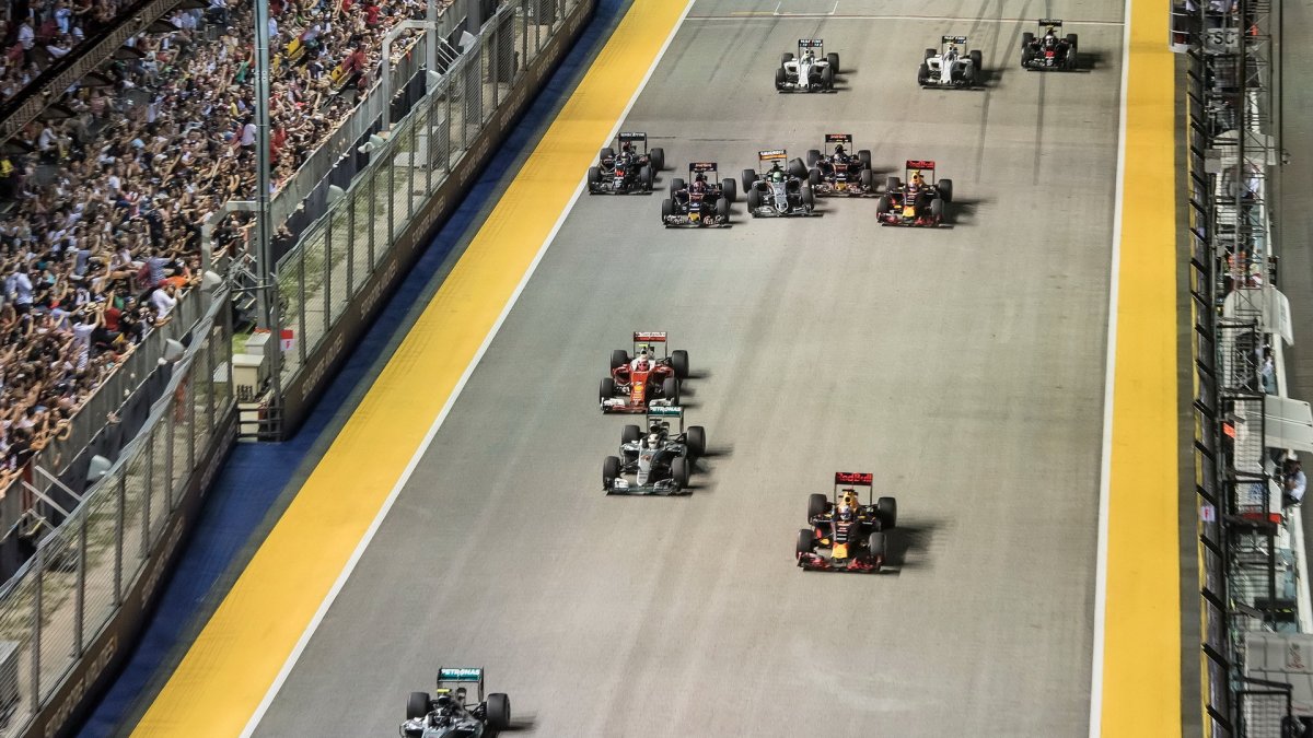 Start závodu v Singapuru