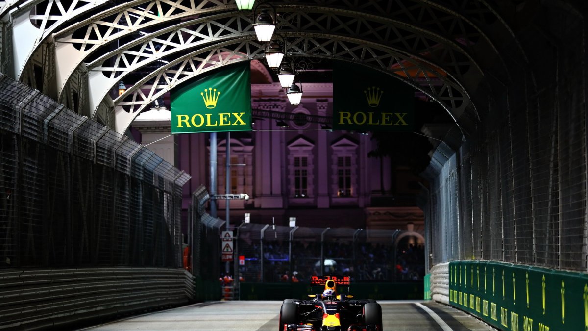 Daniel Ricciardo v kvalifikaci v Singapuru