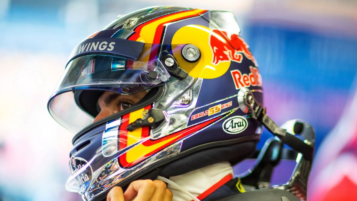 Carlos Sainz v Singapuru