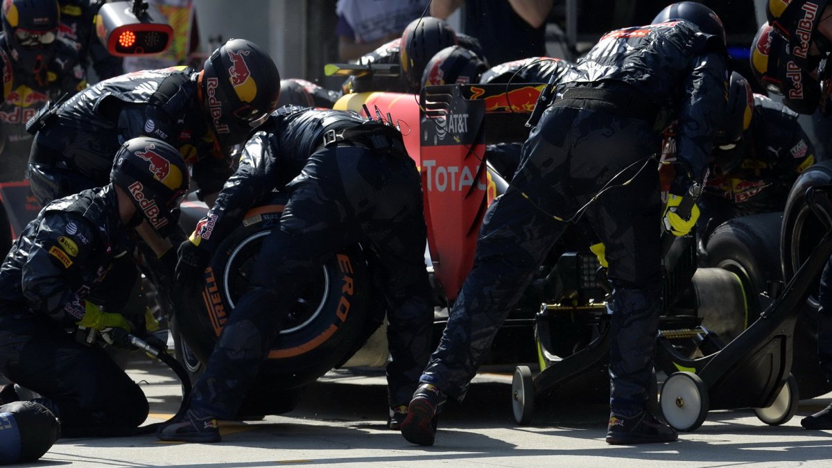 Max Verstappen v závodě v Malajsii