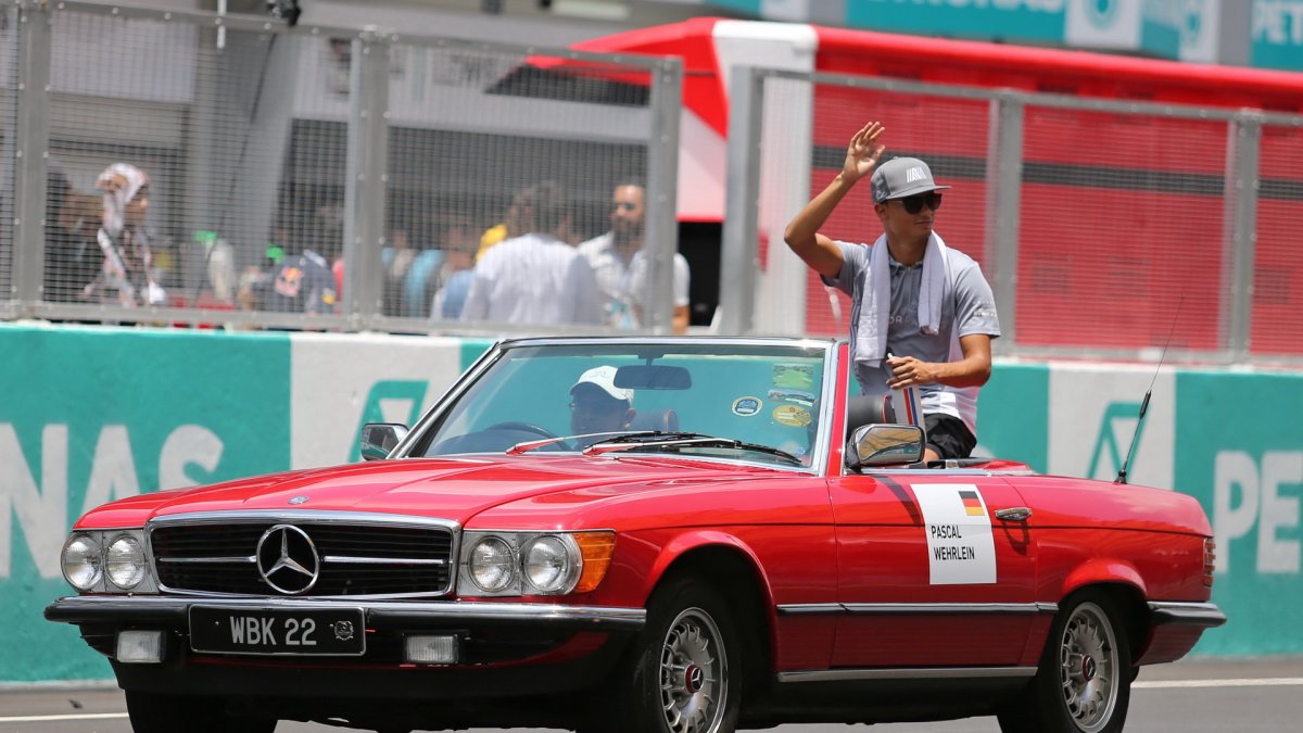 Pascal Wehrlein před závodem v Malajsii