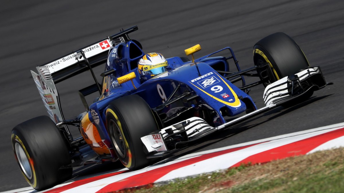Marcus Ericsson v závodě v Malajsii