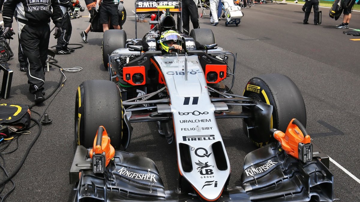 Sergio Pérez před závodem v Malajsii