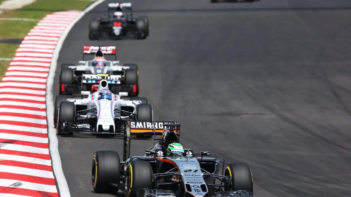 Nico Hülkenberg v závodě v Malajsii