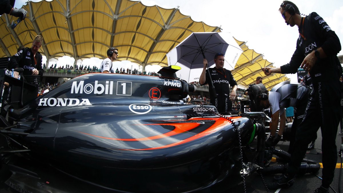 Jenson Button před závodem v Malajsii