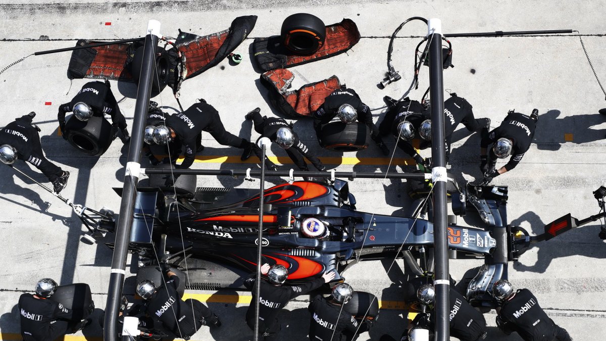 Jenson Button v závodě v Malajsii