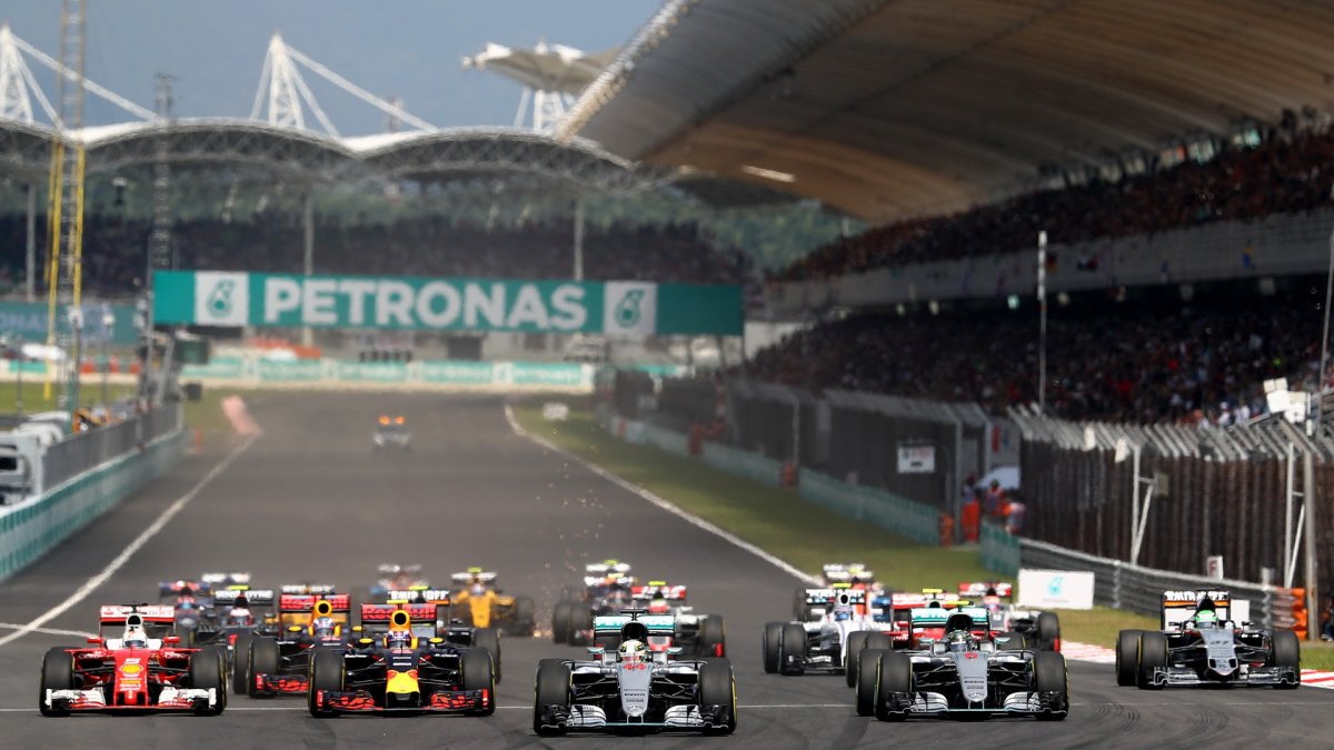 Start závodu v Malajsii