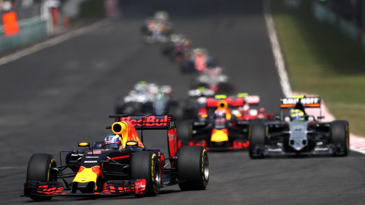 Daniel Ricciardo v závodě v Malajsii