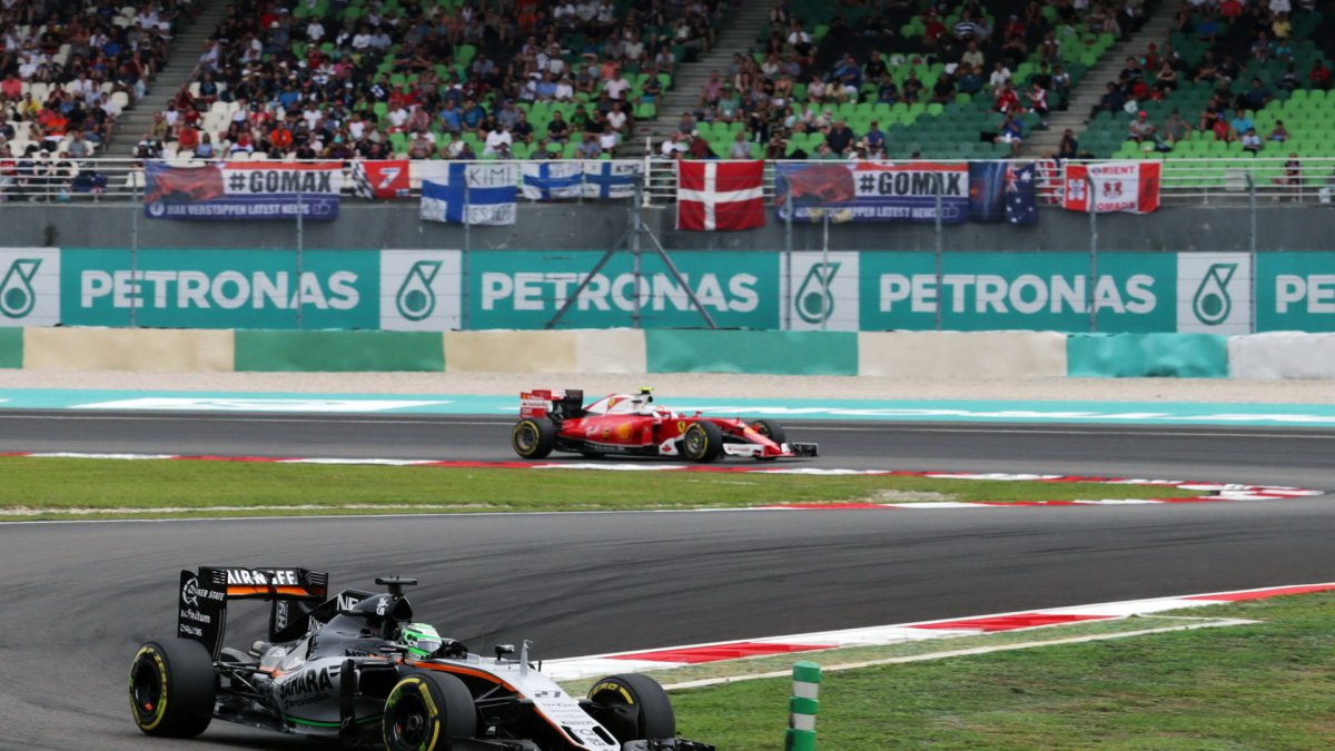 Nico Hülkenberg v kvalifikaci v Malajsii