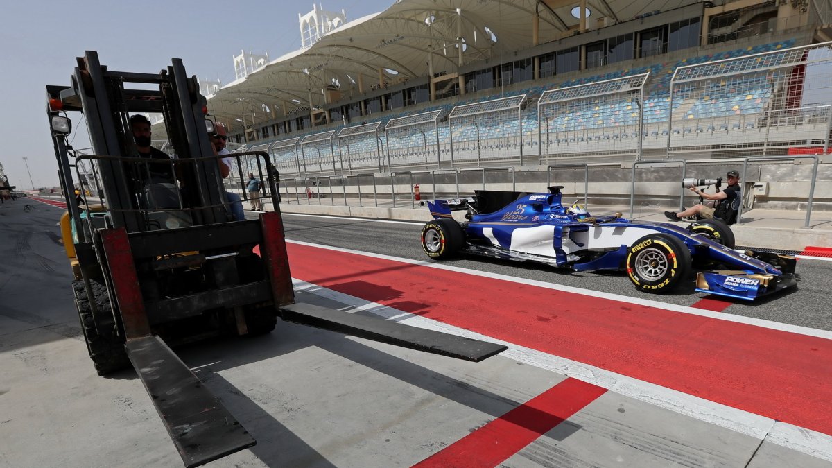 Marcus Ericsson při sezónních testech v Bahrajnu