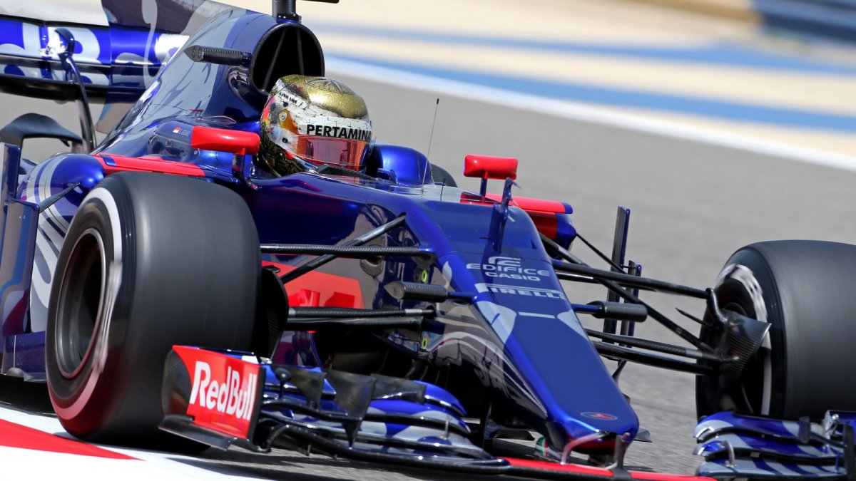 Sean Gelael při sezónních testech v Bahrajnu