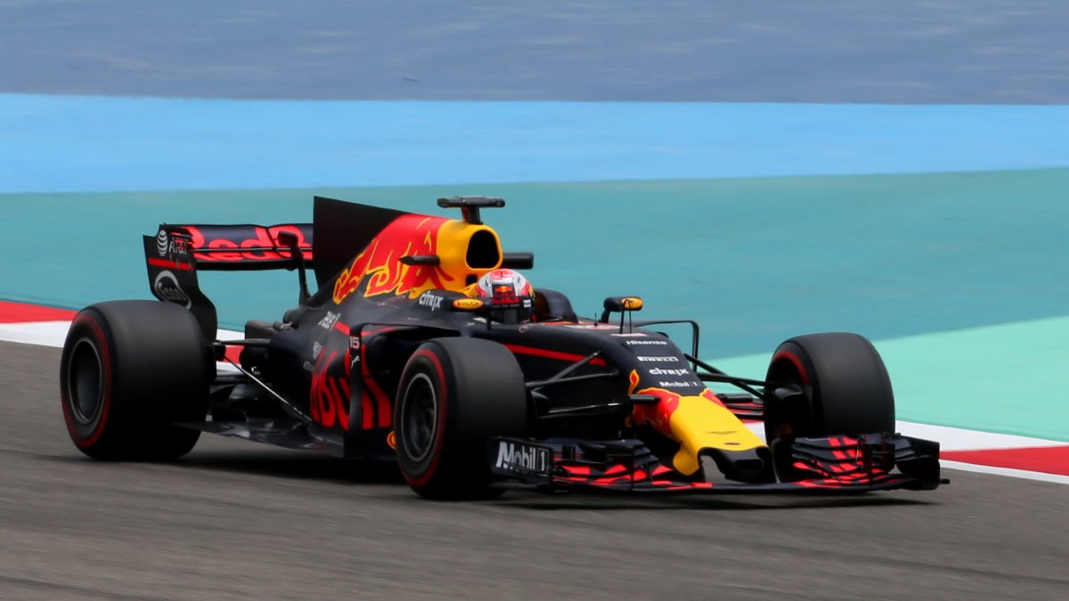 Pierre Gasly při sezónních testech v Bahrajnu