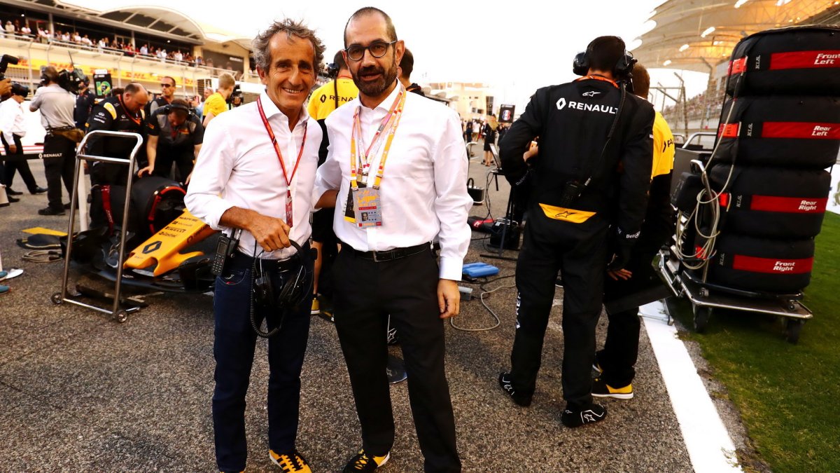 Alain Prost před závodem v Bahrajnu