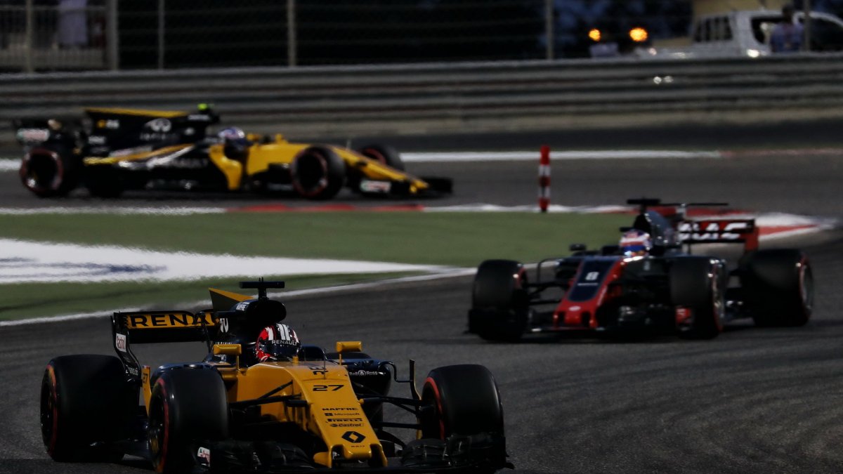 Nico Hülkenberg v závodě v Bahrajnu