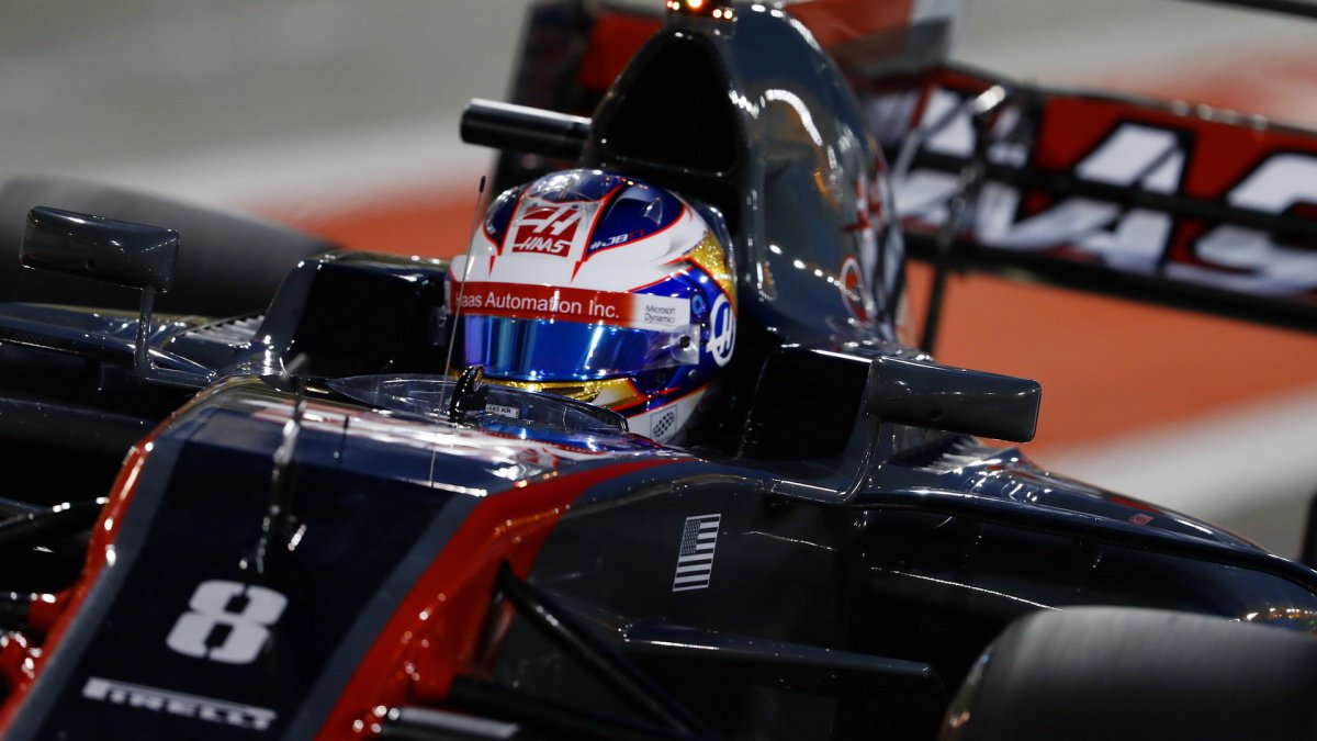 Romain Grosjean v kvalifikaci v Bahrajnu