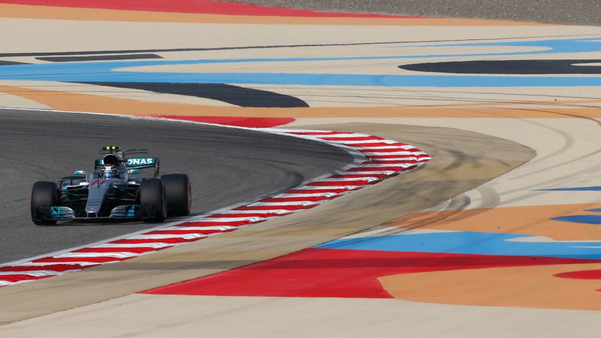 Valtteri Bottas při tréninku v Bahrajnu