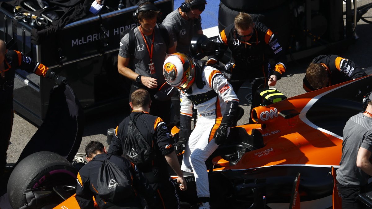 Stoffel Vandoorne před závodem v Soči