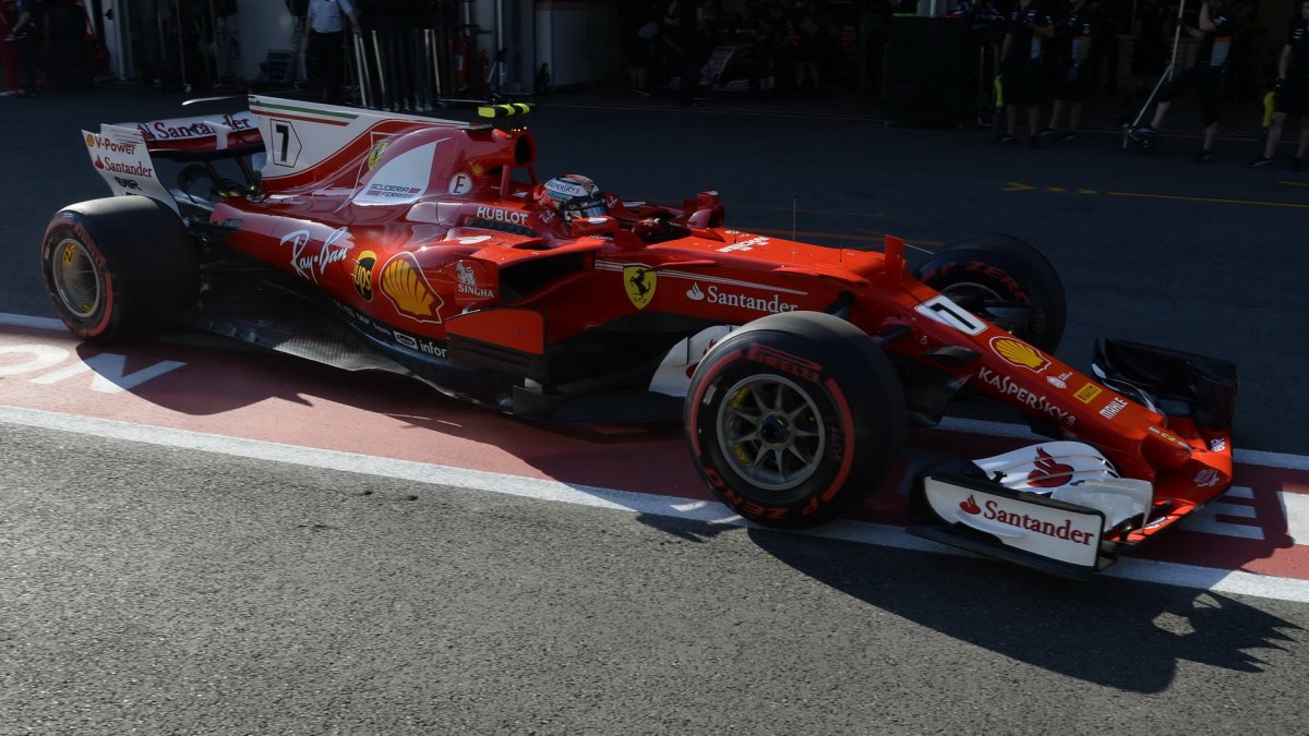 Kimi Räikkönen v kvalifikaci v Baku