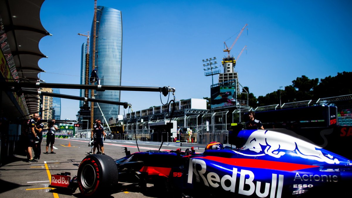 Carlos Sainz v kvalifikaci v Baku