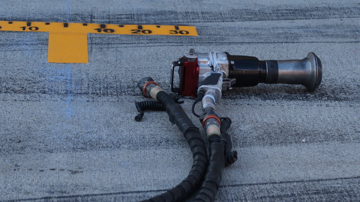 Čtvrteční přípravy v pitlane před závodním víkendem v Rakousku