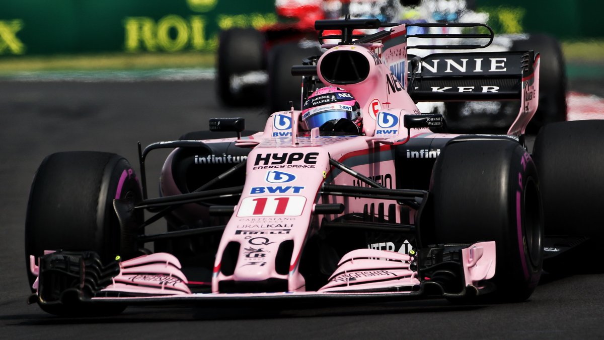 Sergio Pérez v závodě v Mexiku