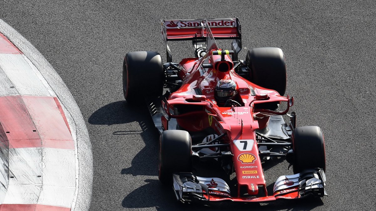 Kimi Räikkönen v kvalifikaci v Mexiku