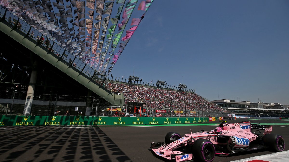 Esteban Ocon v kvalifikaci v Mexiku