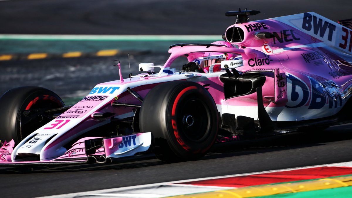Esteban Ocon v druhých předsezonních testech v Barceloně