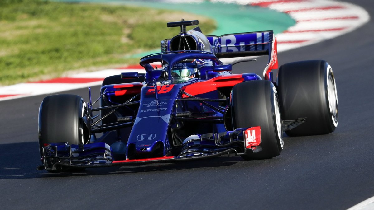 Brendon Hartley v druhých předsezonních testech v Barceloně