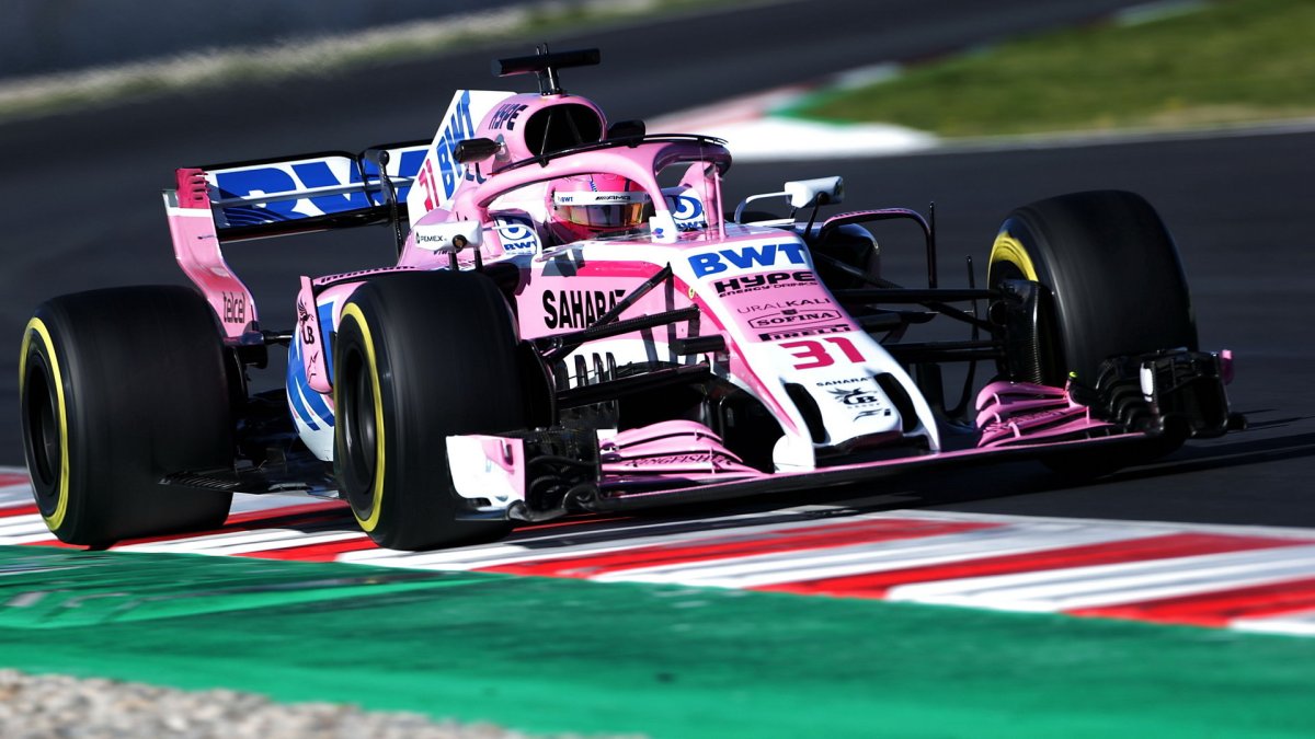 Esteban Ocon v druhých předsezonních testech v Barceloně