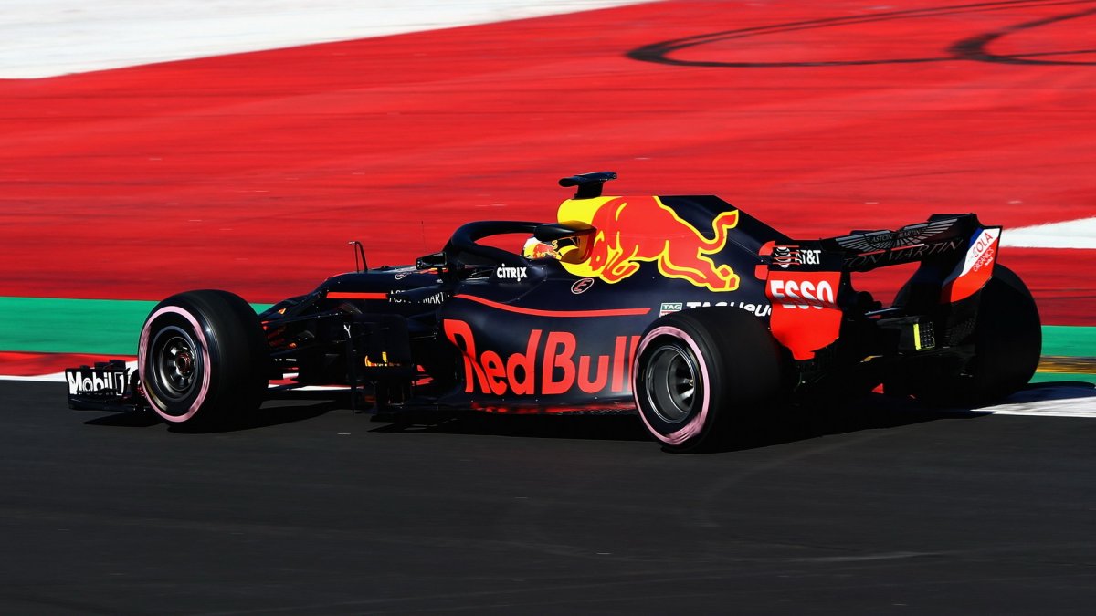 Daniel Ricciardo v druhých předsezonních testech v Barceloně