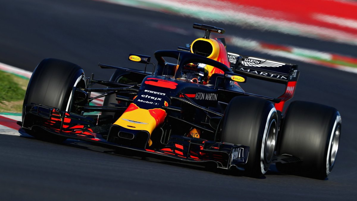 Daniel Ricciardo v druhých předsezonních testech v Barceloně