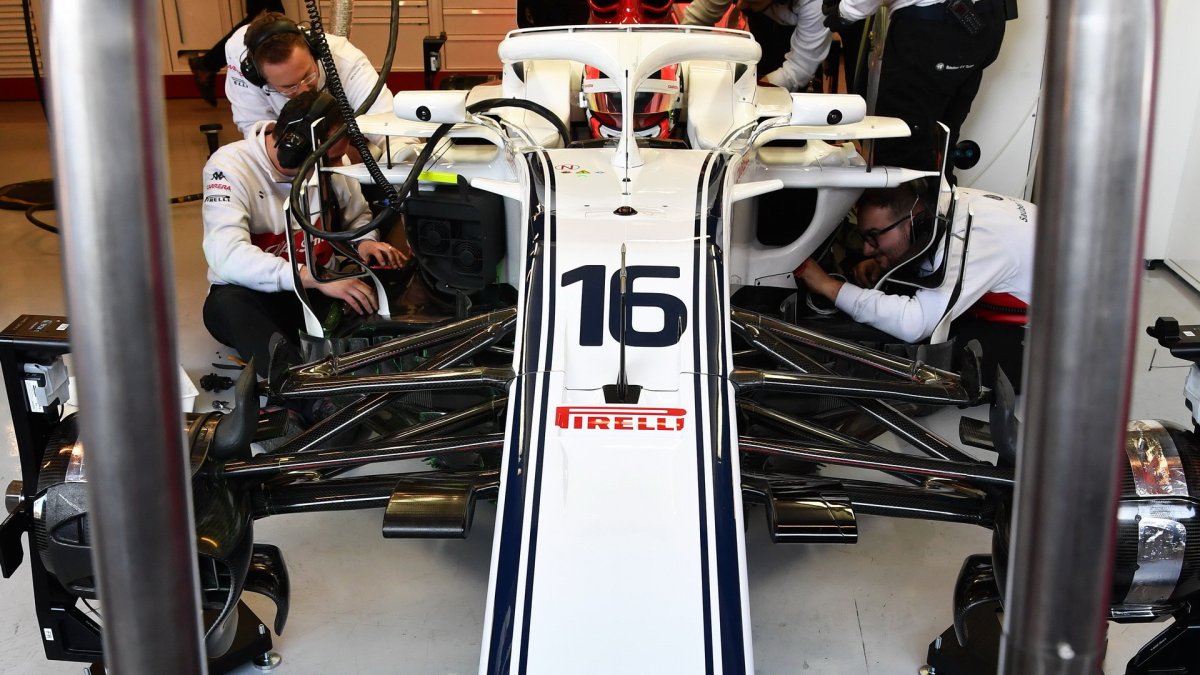 Charles Leclerc v druhých předsezonních testech v Barceloně