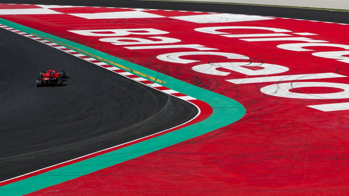 Sebastian Vettel v druhých předsezonních testech v Barceloně