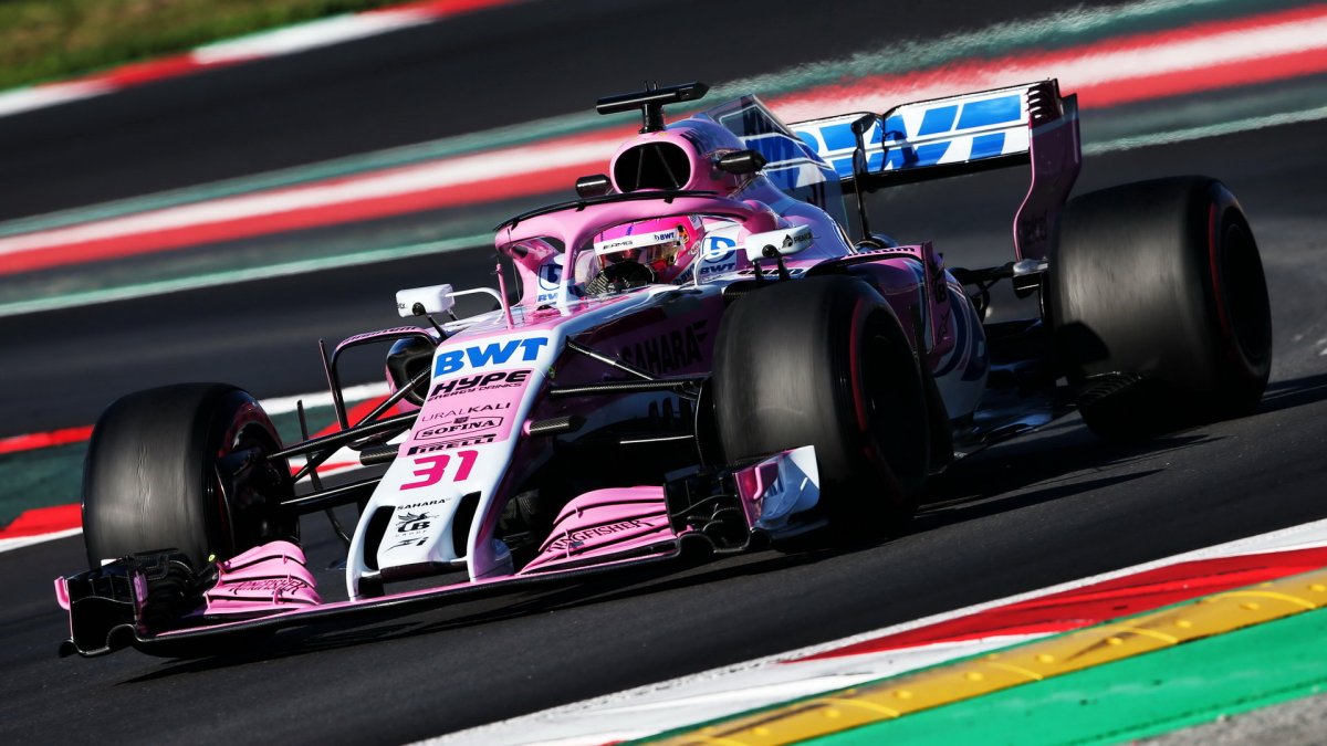 Esteban Ocon v druhých předsezonních testech v Barceloně
