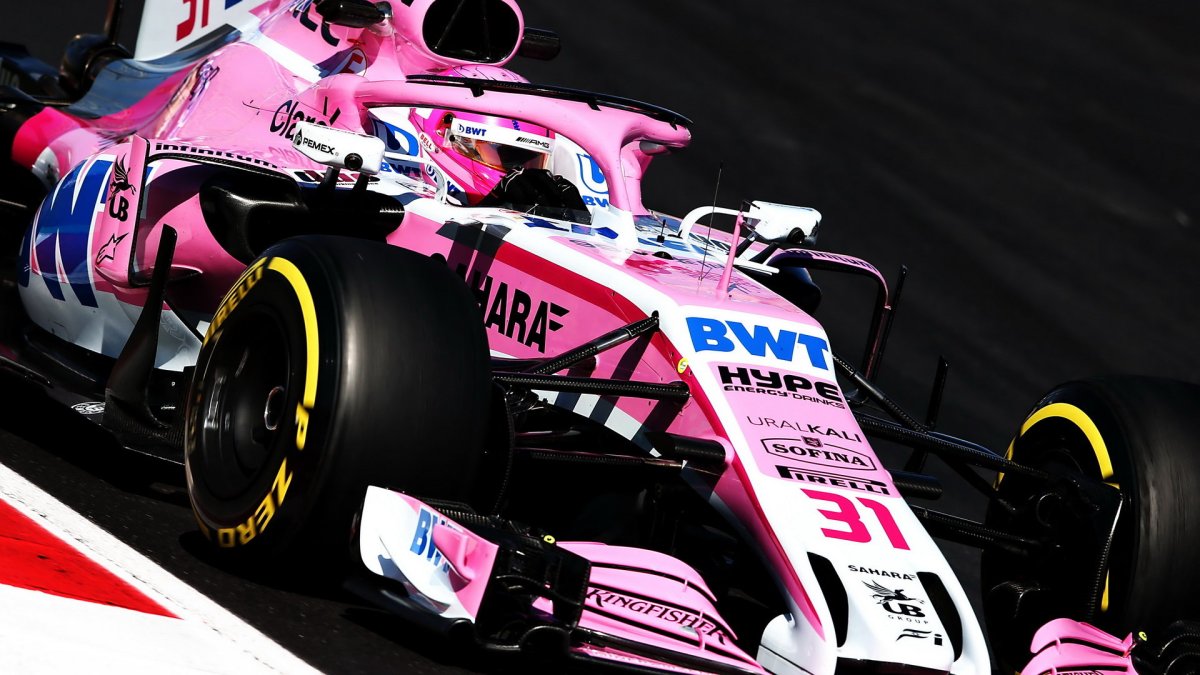 Esteban Ocon v druhých předsezonních testech v Barceloně